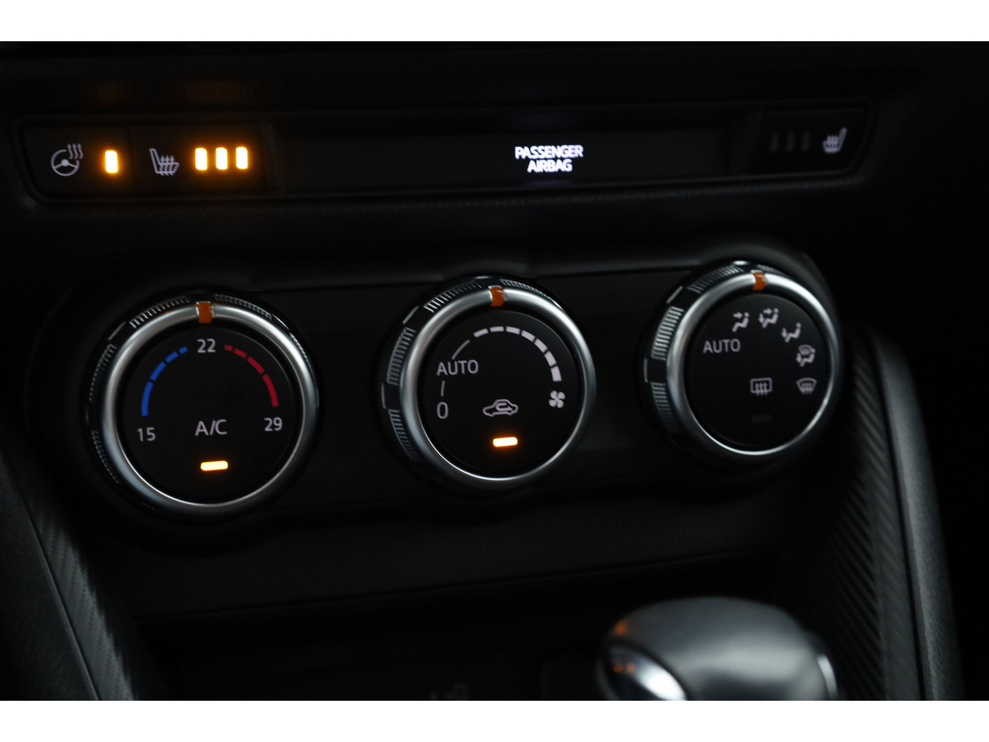 Mazda 2 1.5 SkyActiv-G 90 Homura | Rijklaar! | Navi by Apple CarPlay | Stoel- Stuurverw. | Trekhaak | Camera | Cruise Ctrl.