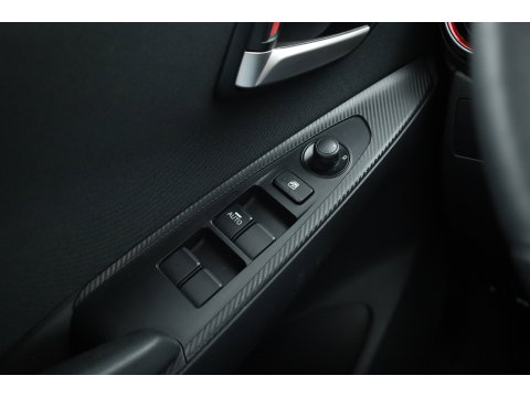 Mazda 2 1.5 SkyActiv-G 90 Homura | Rijklaar! | Navi by Apple CarPlay | Stoel- Stuurverw. | Trekhaak | Camera | Cruise Ctrl.