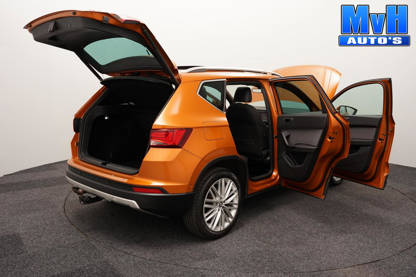 SEAT Ateca 1.4 EcoTSI Xcellence|PANO|360ºCAM|TREKH|LUXE!|NAP