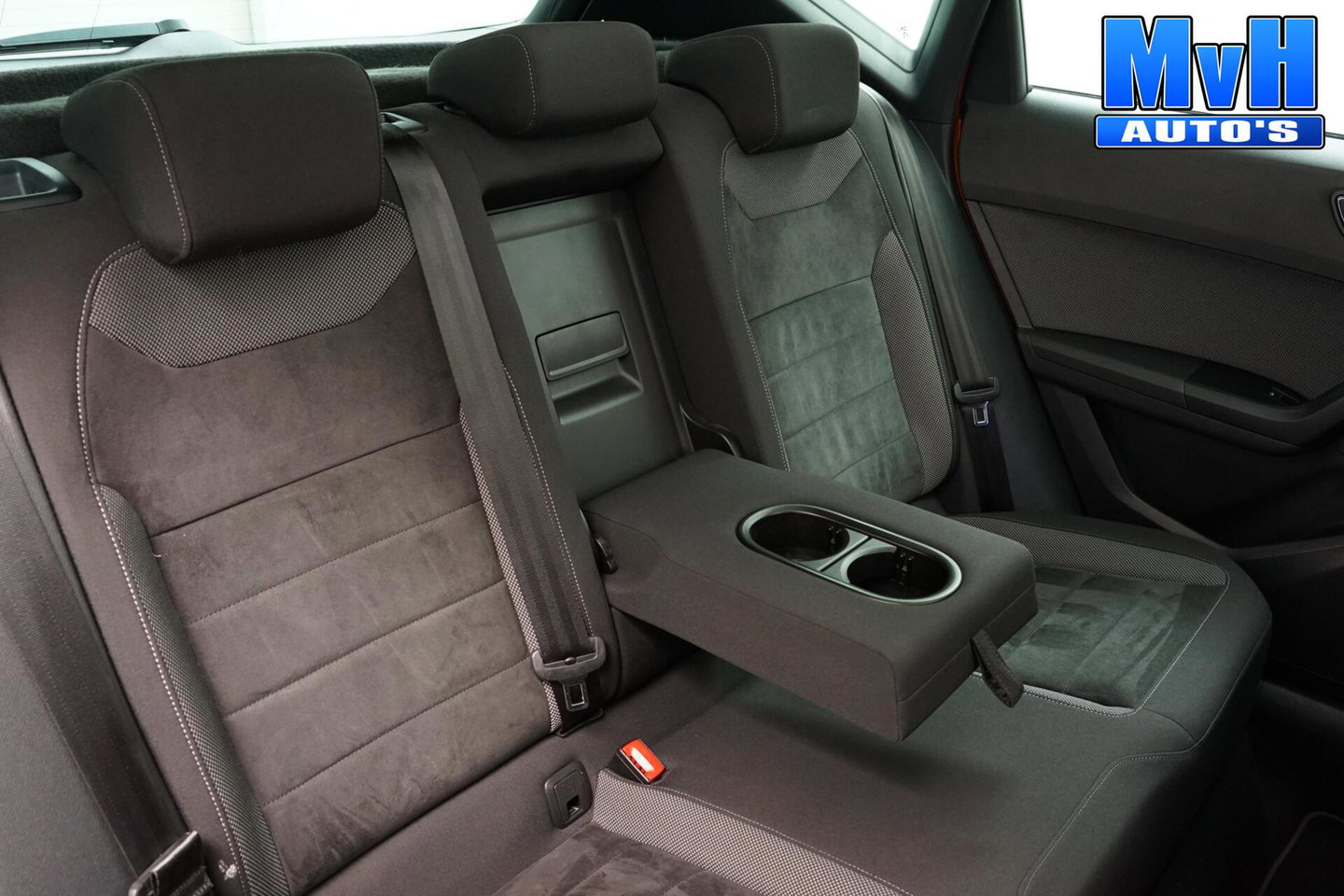SEAT Ateca 1.4 EcoTSI Xcellence|PANO|360ºCAM|TREKH|LUXE!|NAP