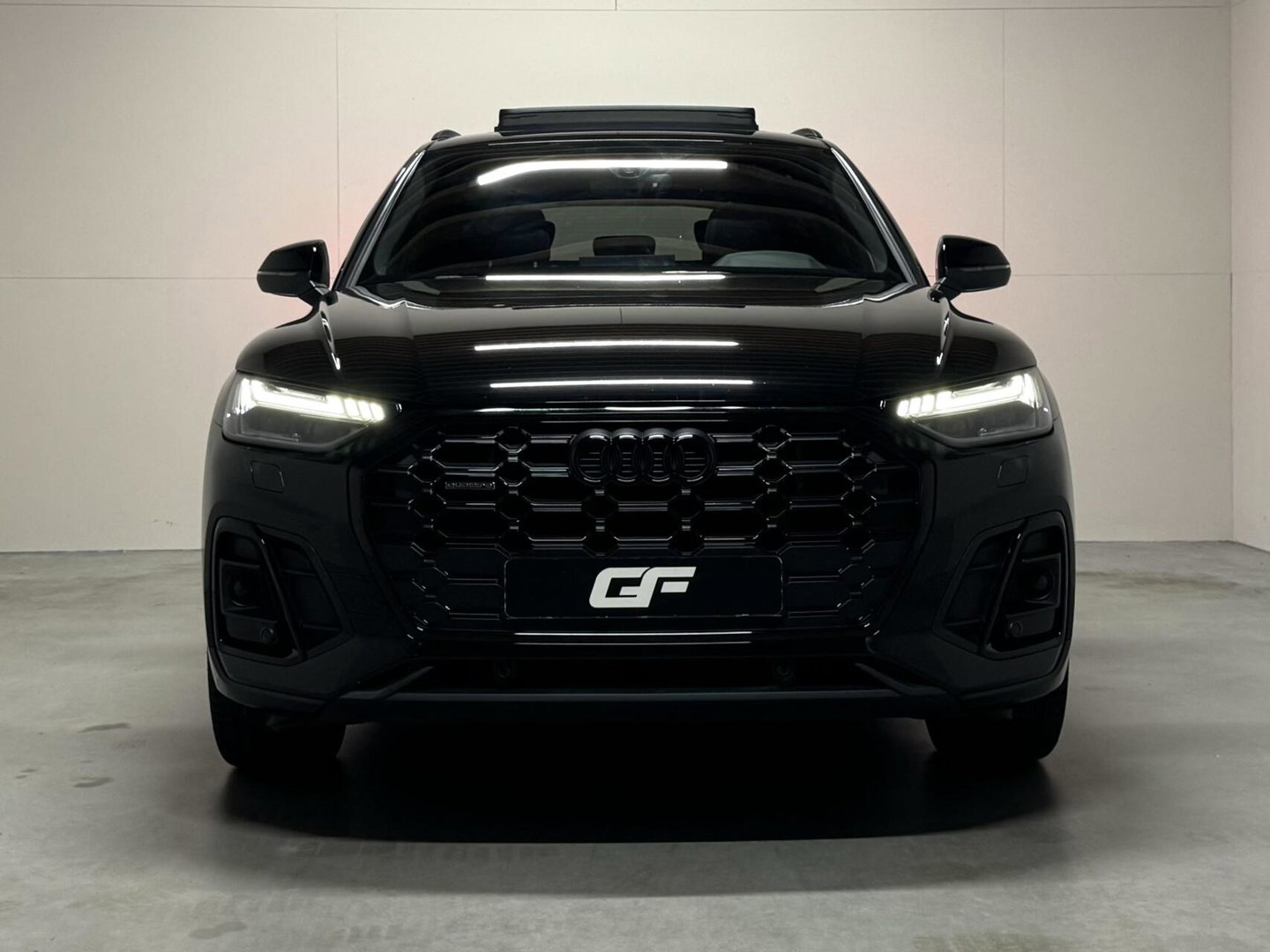 Audi Q5 50 TFSIe Quattro Black Edition S-Line Pano Luchtvering