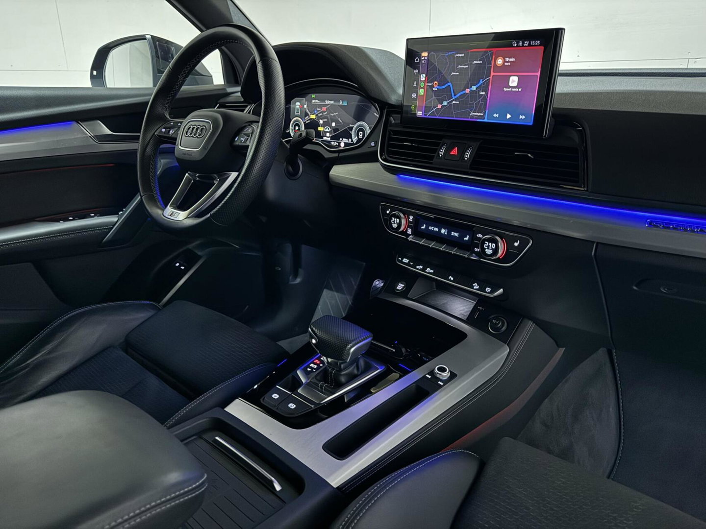 Audi Q5 50 TFSIe Quattro Black Edition S-Line Pano Luchtvering