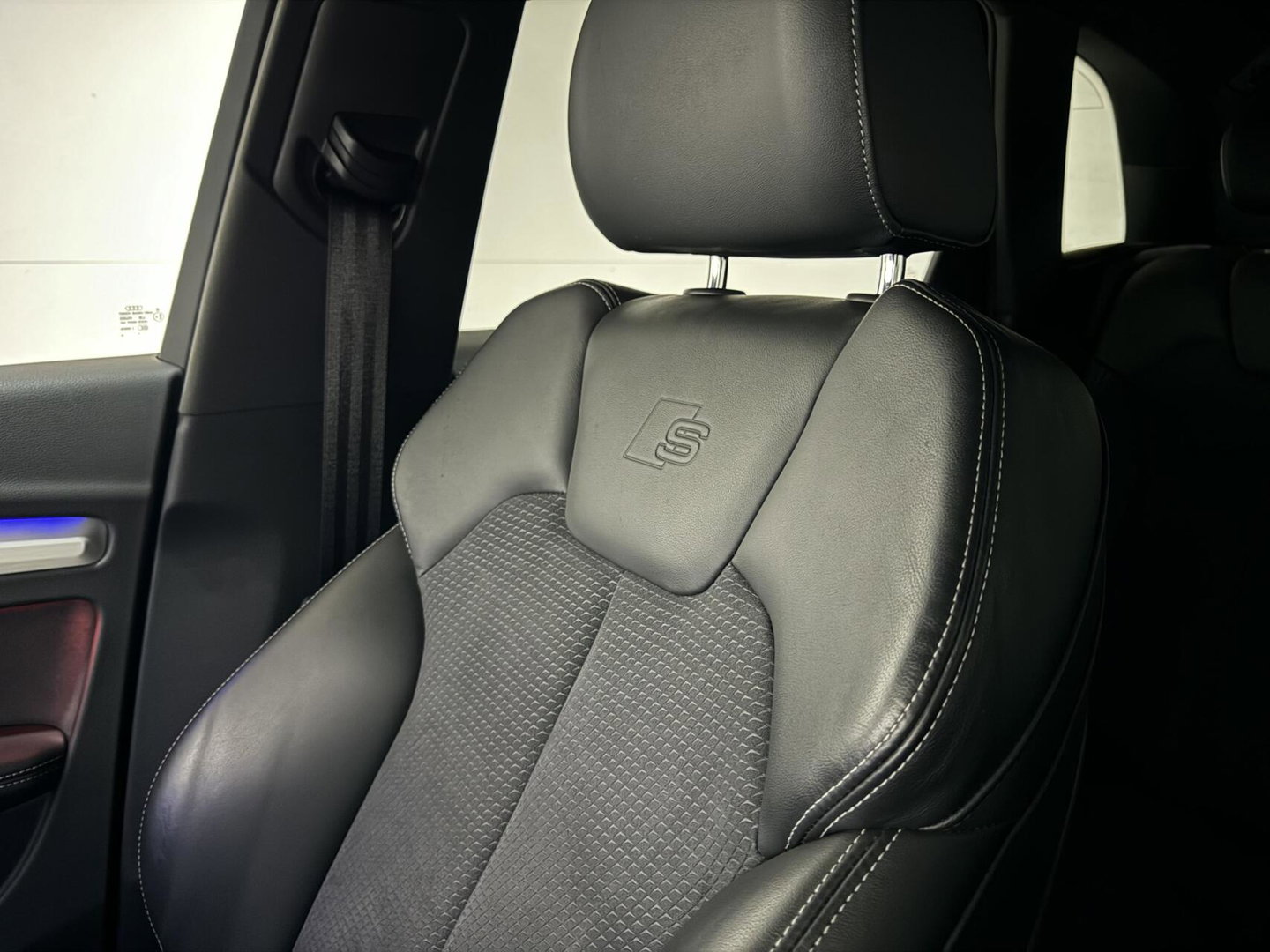 Audi Q5 50 TFSIe Quattro Black Edition S-Line Pano Luchtvering
