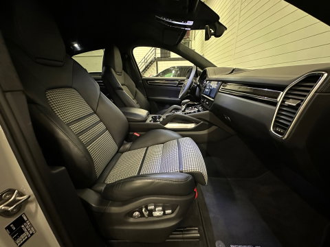 Porsche Cayenne Coupé 4.0 Turbo S E-Hybrid Carbon|Ceramic|VOL