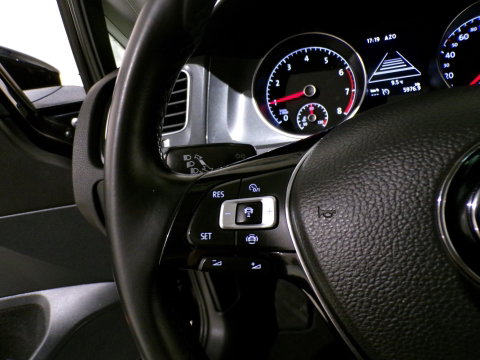 Volkswagen Golf Variant 1.0 TSI Comfortline "Origineel NL!" Apple-Carplay Parkeersensoren Adaptive-cruise Navigatie DAB+ Bluetooth
