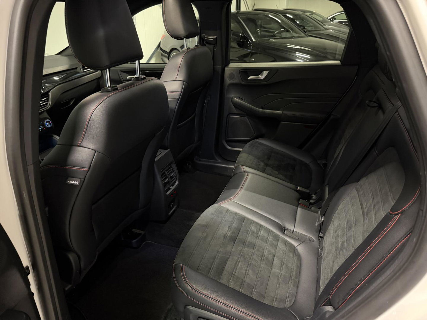 Ford Kuga 2.5 PHEV ST-Line X B&O Pano Camera Winterpack NAP