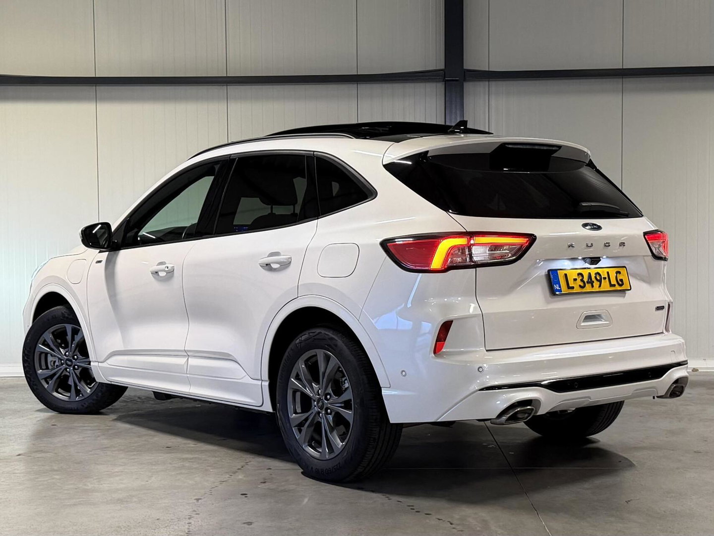 Ford Kuga 2.5 PHEV ST-Line X B&O Pano Camera Winterpack NAP