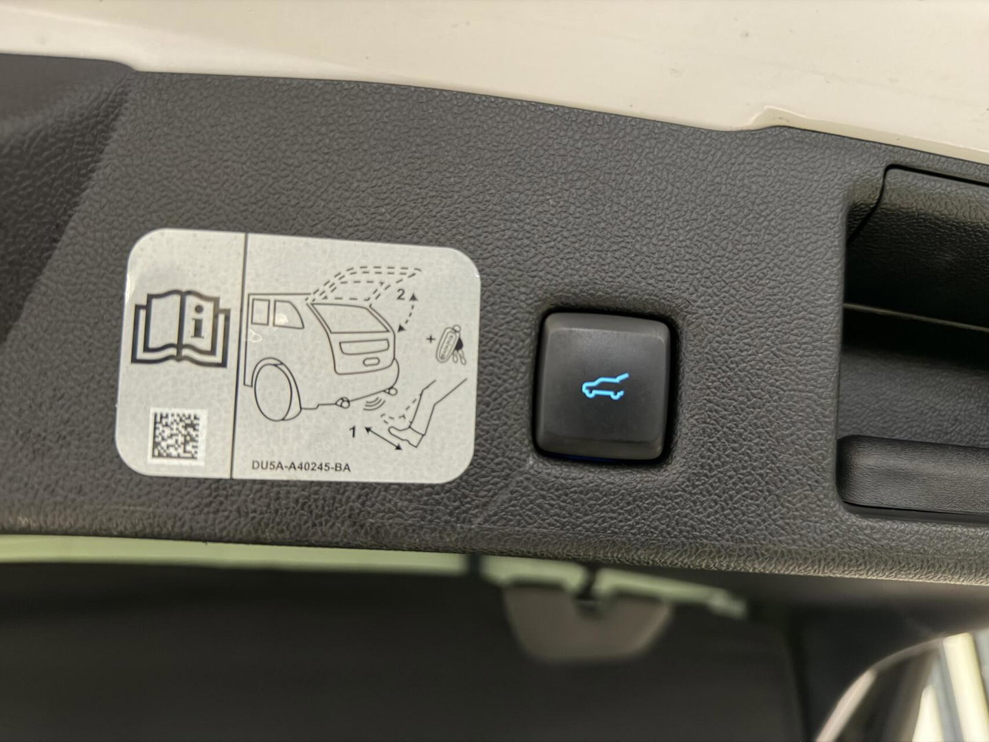 Ford Kuga 2.5 PHEV ST-Line X B&O Pano Camera Winterpack NAP