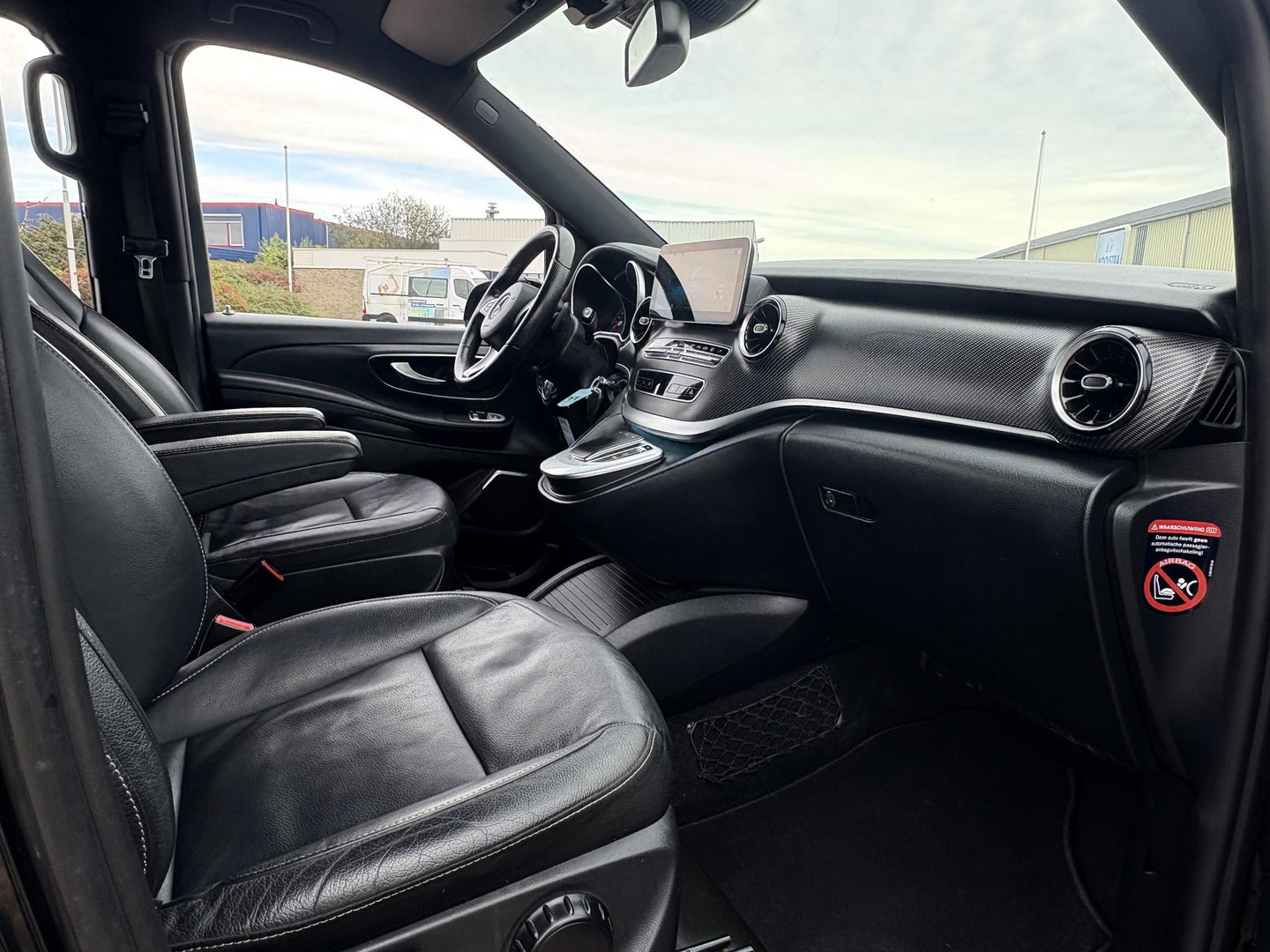 Mercedes-Benz V-Klasse 250d Extra Lang DC | XXL | AMG | 360 | ELEKTR DEUREN | ADAPTIVE | LED