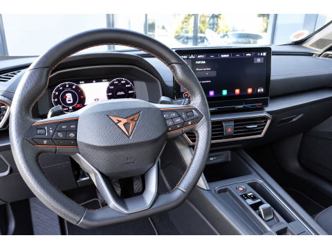 CUPRA Formentor 1.5 TSI PANO CAM ACC VOL
