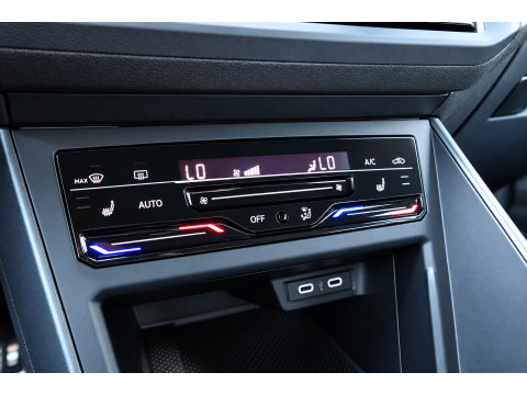 Volkswagen Polo Volkswagen Polo 1.0 TSI R-Line KEYLESS PANO 3X R-LINE VOL