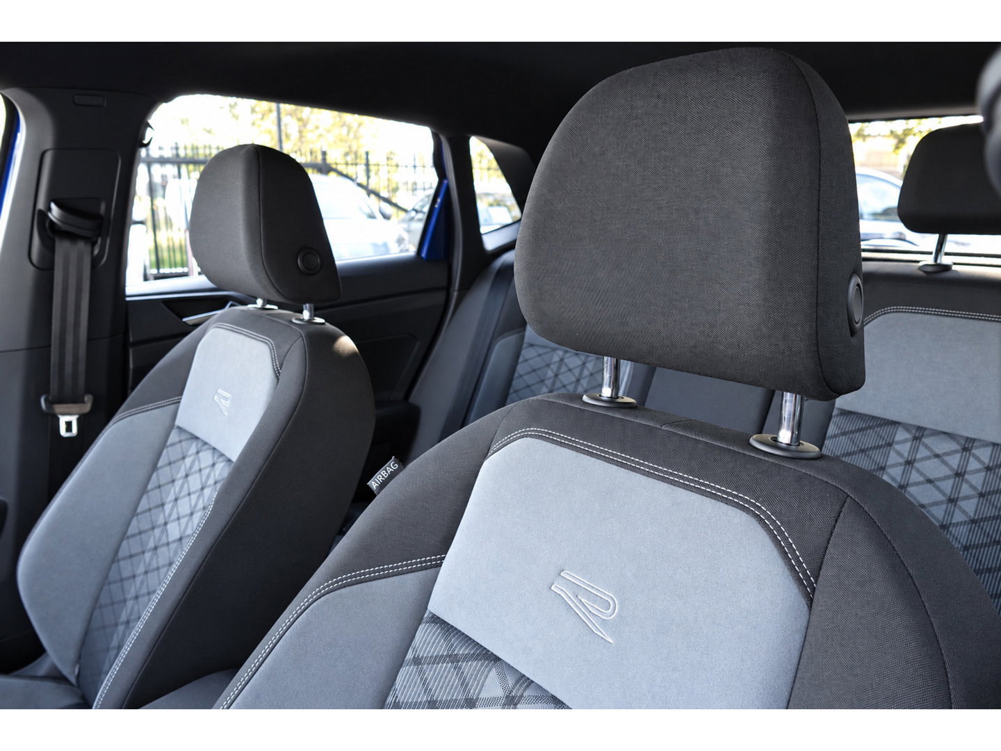 Volkswagen Polo Volkswagen Polo 1.0 TSI R-Line KEYLESS PANO 3X R-LINE VOL