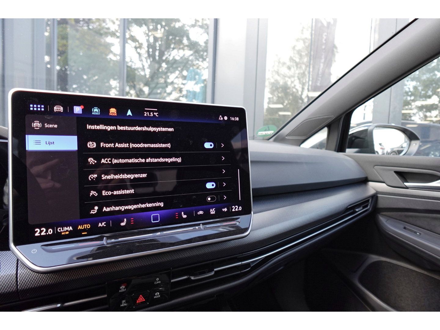 Volkswagen Golf 1.5 eTSI R-Line Edition PANO HUD KEYLESS