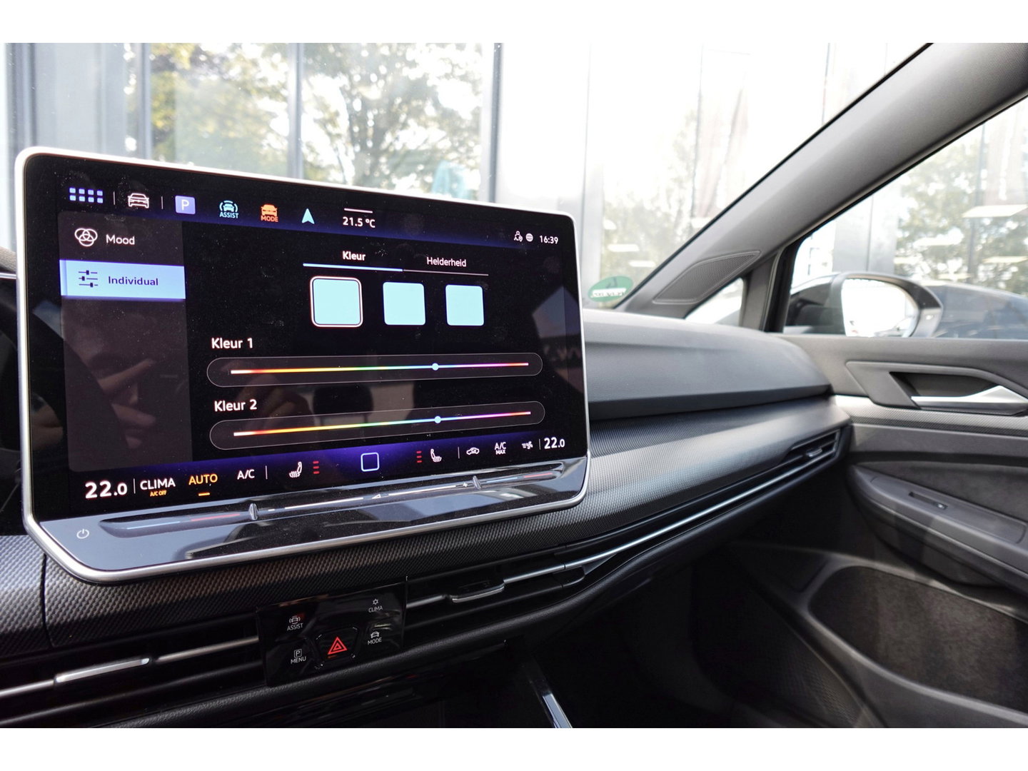 Volkswagen Golf 1.5 eTSI R-Line Edition PANO HUD KEYLESS