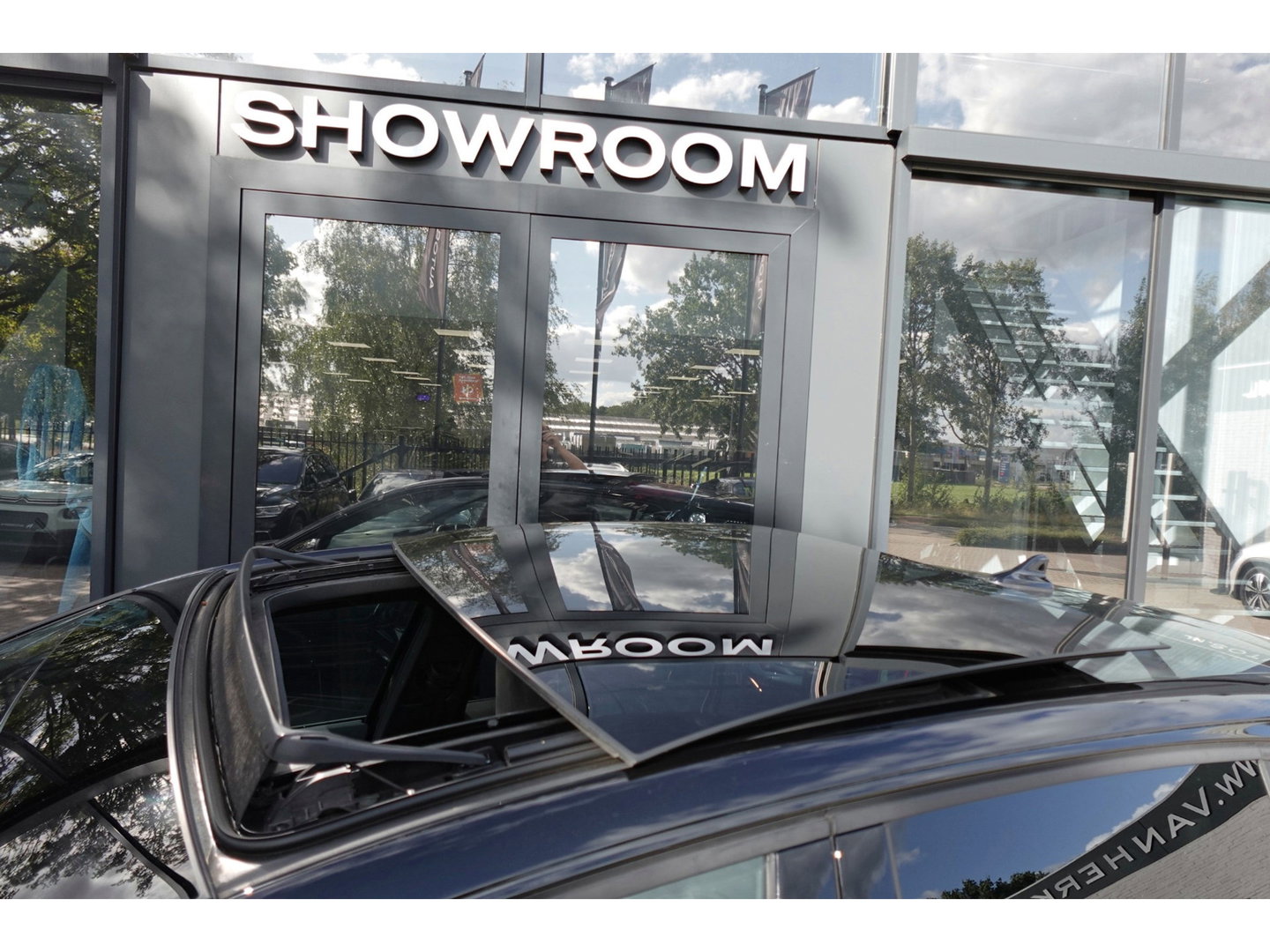 Volkswagen Golf 1.5 eTSI R-Line Edition PANO HUD KEYLESS