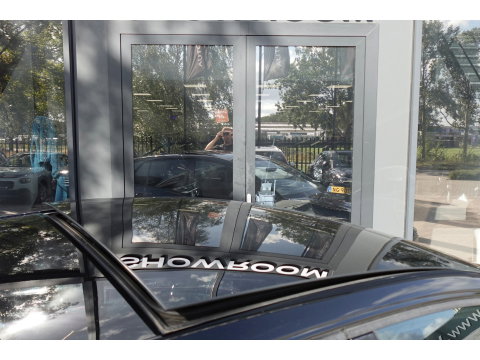 Volkswagen Golf 1.5 eTSI R-Line Edition PANO HUD KEYLESS