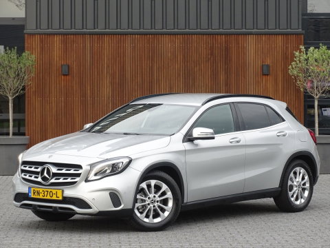 Mercedes-Benz GLA 180D 109PK automaat / LED / Apple CarPlay / *NAP*
