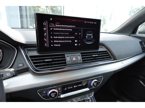 Audi Q5 50 TFSI e S edition PANO 360 KEYLESS