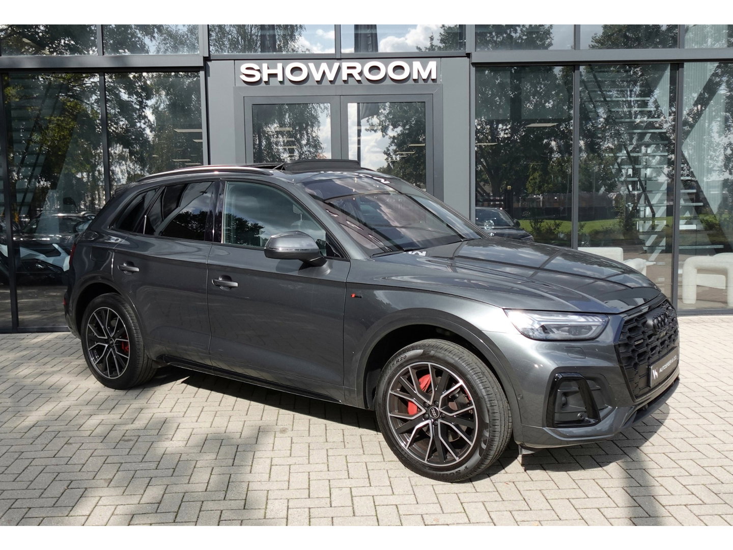 Audi Q5 50 TFSI e S edition PANO 360 KEYLESS