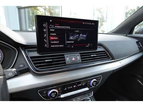 Audi Q5 50 TFSI e S edition PANO 360 KEYLESS