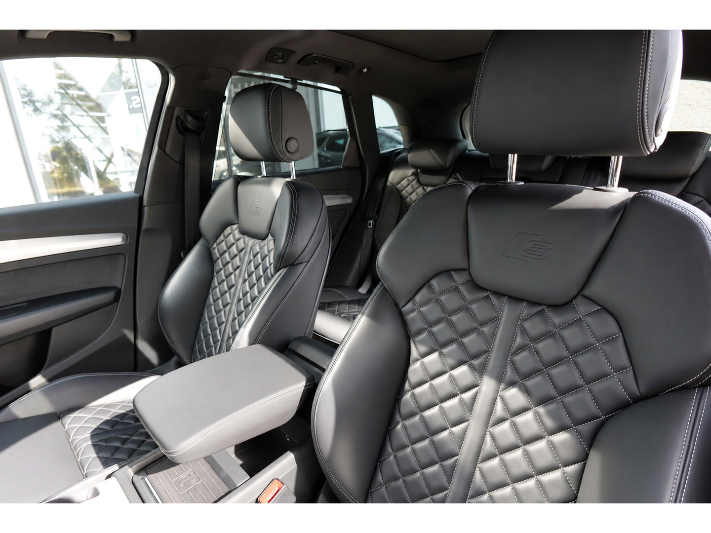 Audi Q5 50 TFSI e S edition PANO 360 KEYLESS