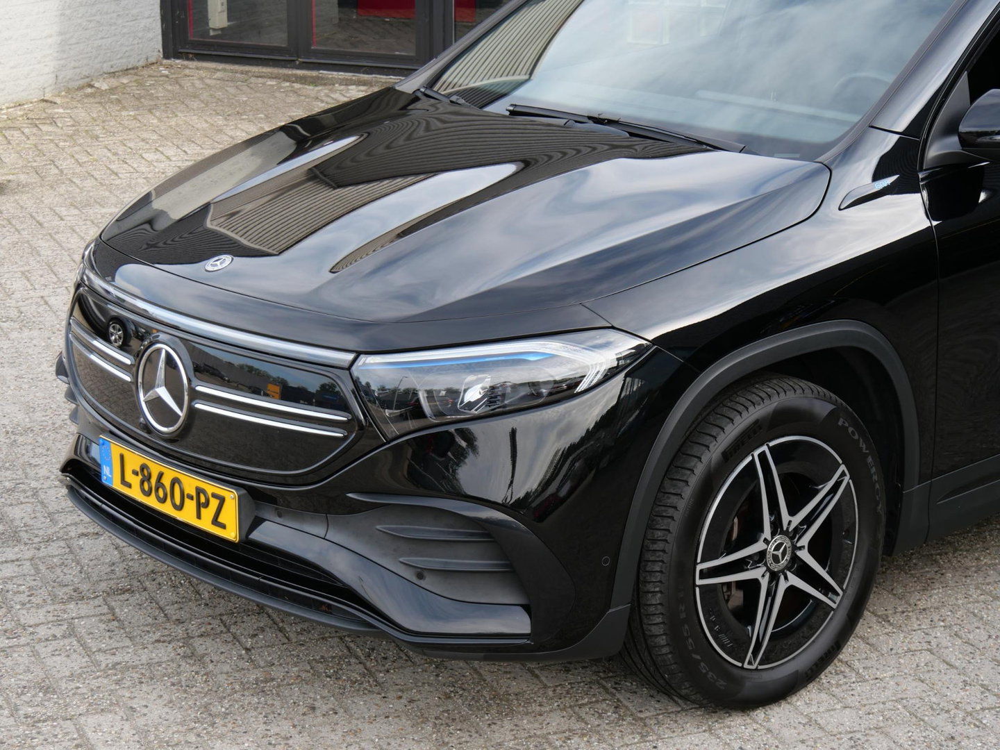 Mercedes-Benz EQA 67kWh AMG/ AMBIENT LIGHTING/ BLINDSPOT/ ELEKT. KLEP/ SOH 97%