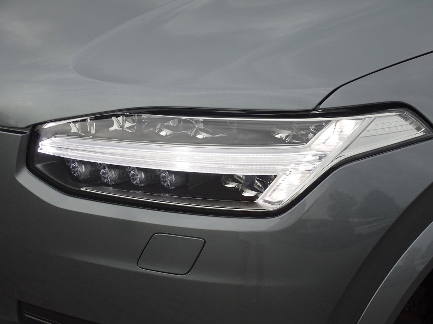 Volvo XC90 T6 335PK AWD Heico ed. / B&W / Massage / 360° / Head-Up / ACC