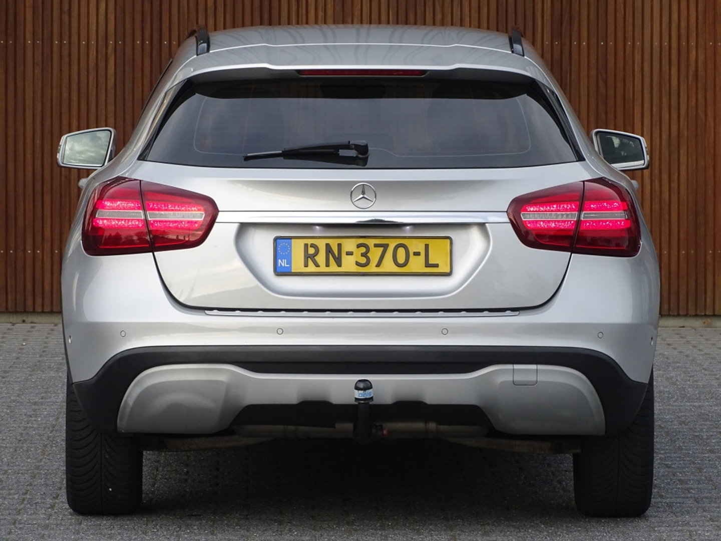 Mercedes-Benz GLA 180D 109PK automaat / LED / Apple CarPlay / *NAP*