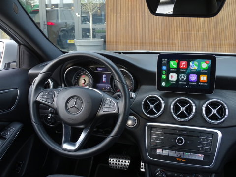 Mercedes-Benz GLA 180D 109PK automaat / LED / Apple CarPlay / *NAP*