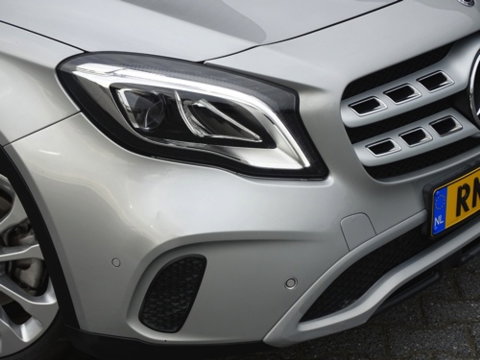 Mercedes-Benz GLA 180D 109PK automaat / LED / Apple CarPlay / *NAP*