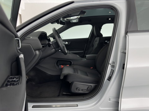 Polestar 2 Standard Range Single Motor 69 kWh [3-Fase-11kW] {SoH-90%} (INCL-BTW) Aut. *HEATPUMP | PANO | FULL-LED | HARMAN/KARDON | MEMORY-PACK | CAMERA | KEYLESS | LANE-ASSIST | DIGI-COCKPIT | CARPLAY | DAB+ | HEATED-COMFORTSEATS | CRUISE | TOWBAR | 19''ALU*