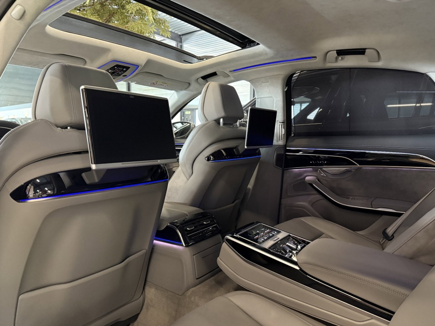 Audi A8 60 TFSie 462PK S-Line / B&O / TV's / softclose / Massage / 360°