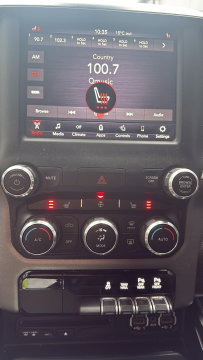 Dodge Ram Pick-Up 1500 4x4 Crew Cab LPG Marge (btw vrij) Blackout