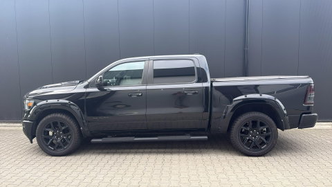 Dodge Ram Pick-Up 1500 4x4 Crew Cab LPG Marge (btw vrij) Blackout