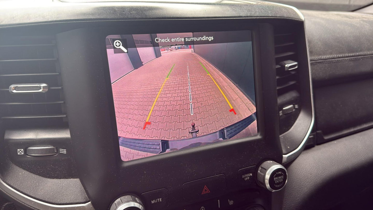 Dodge Ram Pick-Up 1500 4x4 Crew Cab LPG Marge (btw vrij) Blackout