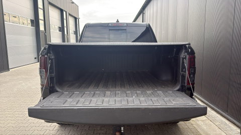 Dodge Ram Pick-Up 1500 4x4 Crew Cab LPG Marge (btw vrij) Blackout