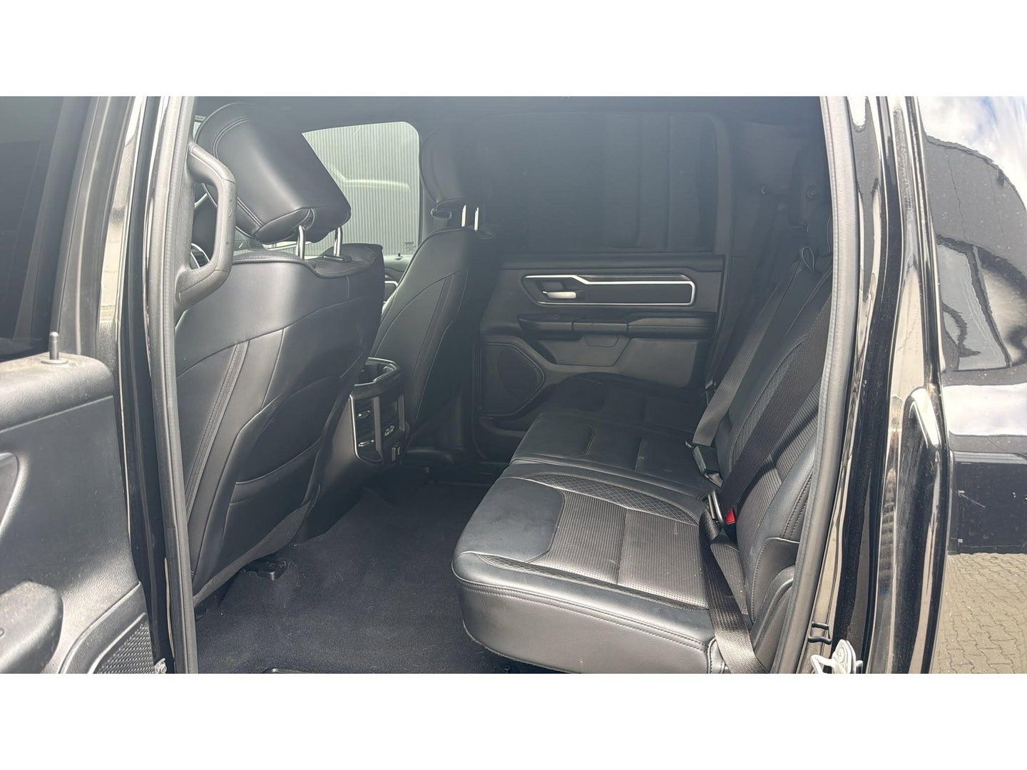 Dodge Ram 1500 4x4 Crew Cab LPG Marge (btw vrij) Blackout