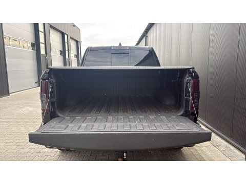 Dodge Ram 1500 4x4 Crew Cab LPG Marge (btw vrij) Blackout