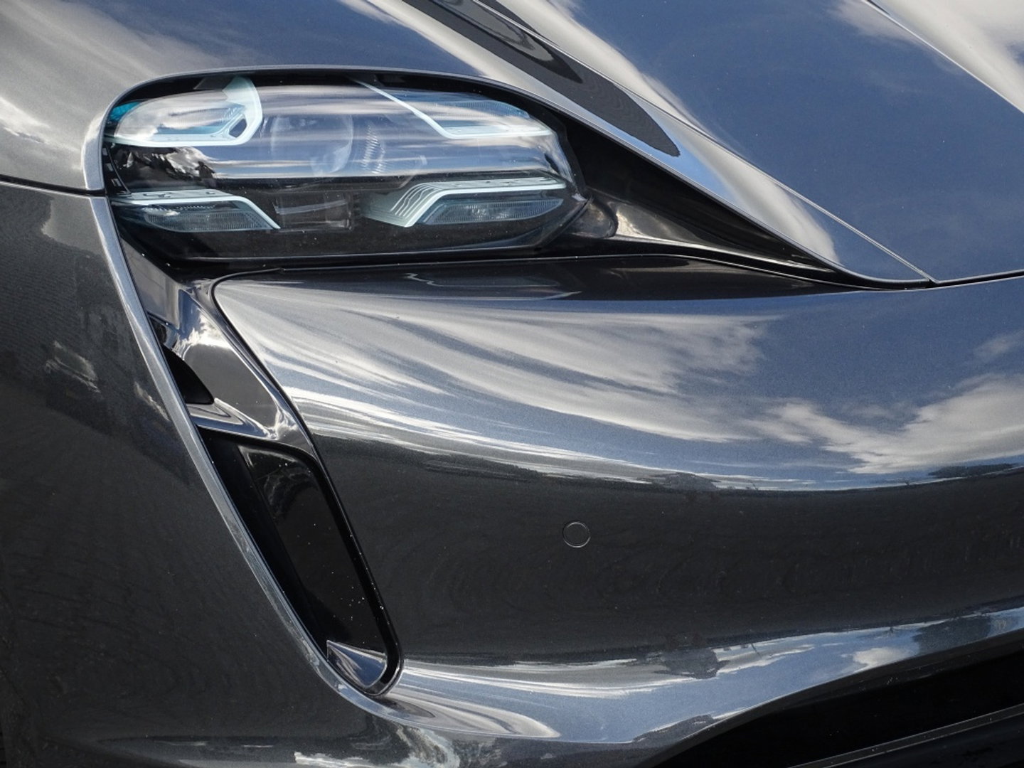 Porsche Taycan 4S 79 kWh 530PK / LED