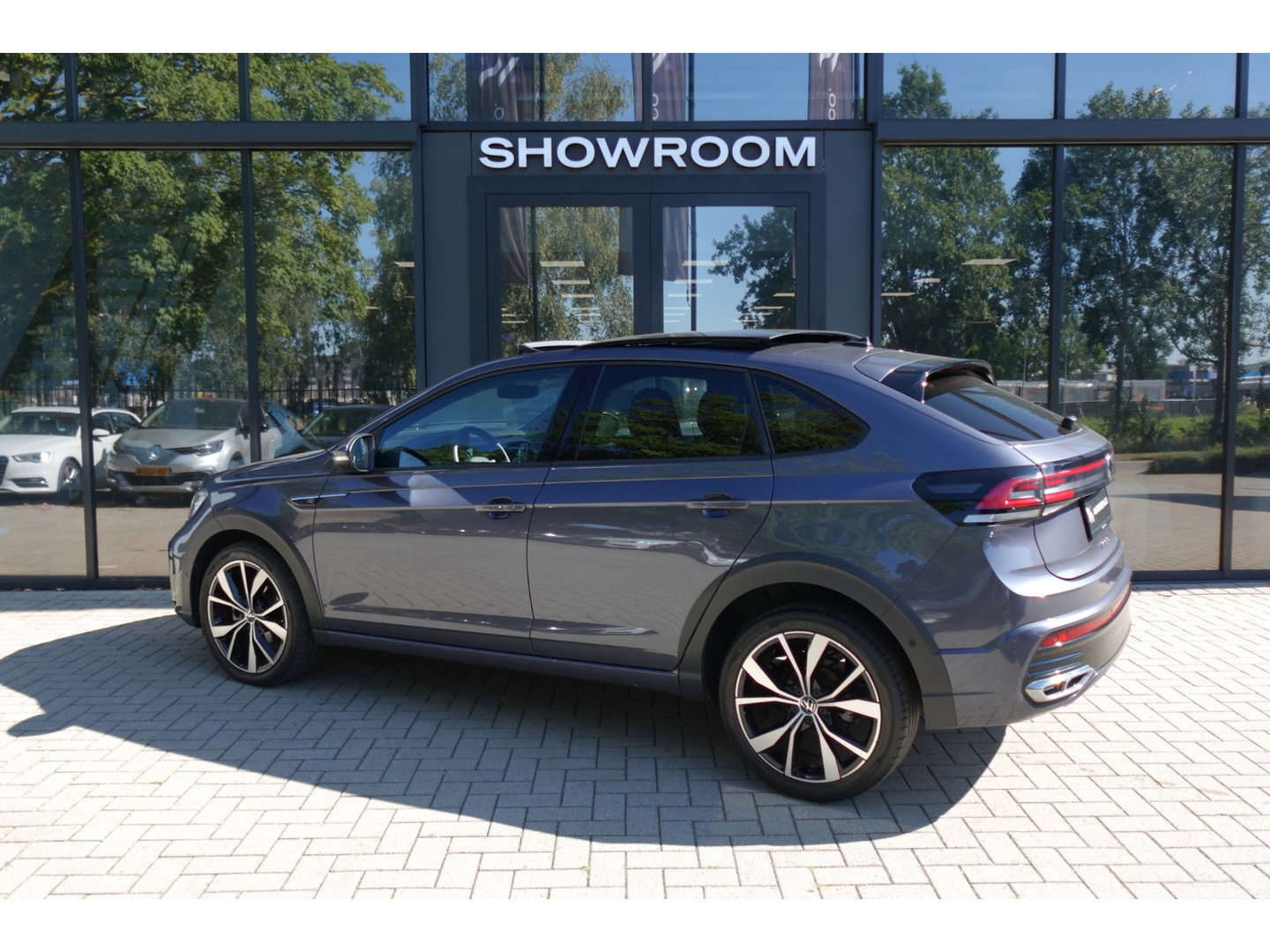 Volkswagen Taigo 1.5 TSI R-Line Business PANO KEYLESS CAM