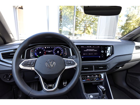 Volkswagen Taigo 1.5 TSI R-Line Business PANO KEYLESS CAM