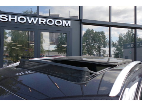 Volkswagen Tiguan 1.5 eTSI R-Line Business PANO KEYLESS H&K