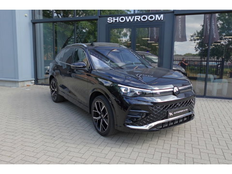 Volkswagen Tiguan 1.5 eTSI R-Line Business PANO KEYLESS H&K