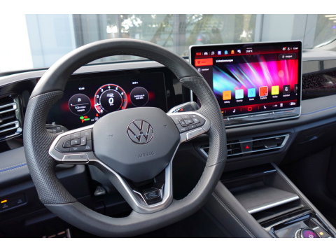 Volkswagen Tiguan 1.5 eTSI R-Line Business PANO KEYLESS H&K