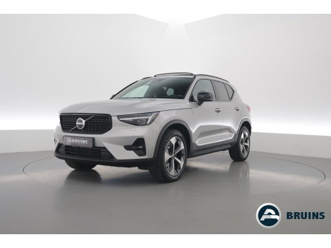 Volvo XC40 2.0 B4 Ultimate Dark | Pano-dak | Leer | Adap. Cruise | Harman & Kardon | Pixel LED |