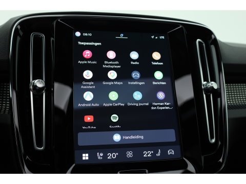 Volvo XC40 2.0 B4 Ultimate Dark | Pano-dak | Leer | Adap. Cruise | Harman & Kardon | Pixel LED |