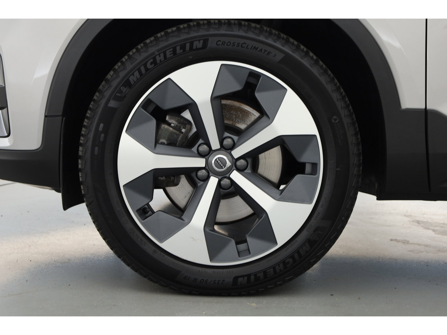 Volvo XC40 2.0 B4 Ultimate Dark | Pano-dak | Leer | Adap. Cruise | Harman & Kardon | Pixel LED |