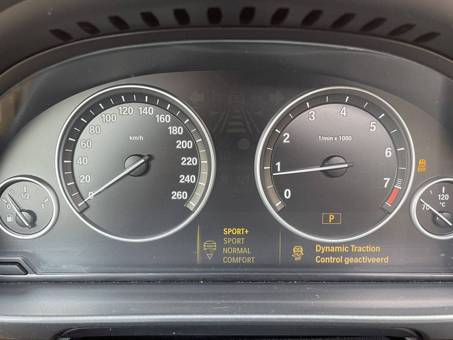 BMW 5 Serie 523i High Executive | Handel / export | Keyless | Trekhaak | Panoramadak | Bluetooth | Navigatie | Cruise Control | Airconditioning |