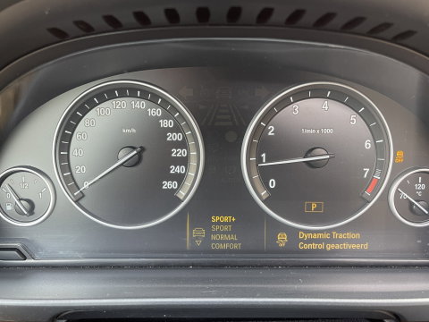 BMW 5 Serie 523i High Executive | Handel / export | Keyless | Trekhaak | Panoramadak | Bluetooth | Navigatie | Cruise Control | Airconditioning |