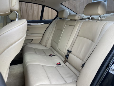 BMW 5 Serie 523i High Executive | Handel / export | Keyless | Trekhaak | Panoramadak | Bluetooth | Navigatie | Cruise Control | Airconditioning |